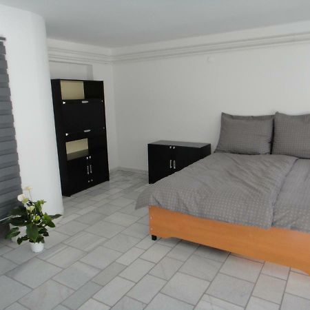 Liliom Apartment Szeged Luaran gambar
